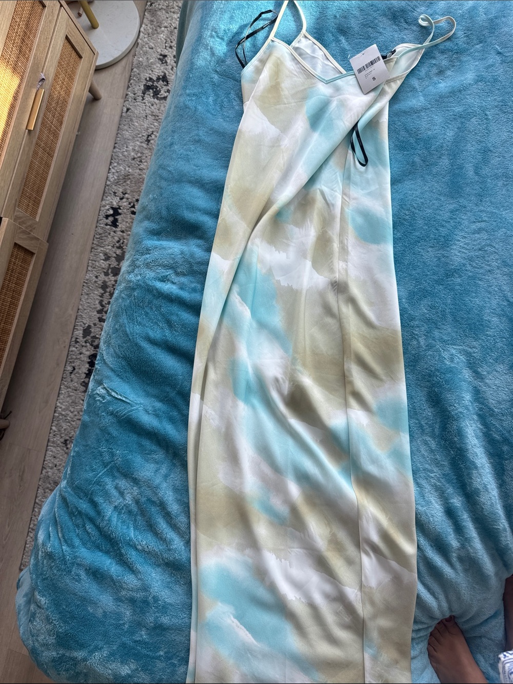Forever 21 Light Blue & Cream Watercolor Slip dress